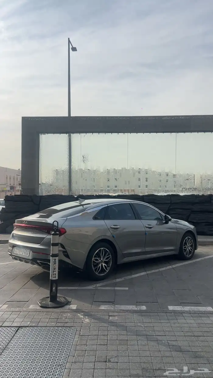 مندوبه توصيل البحرين الرياض قطر 1