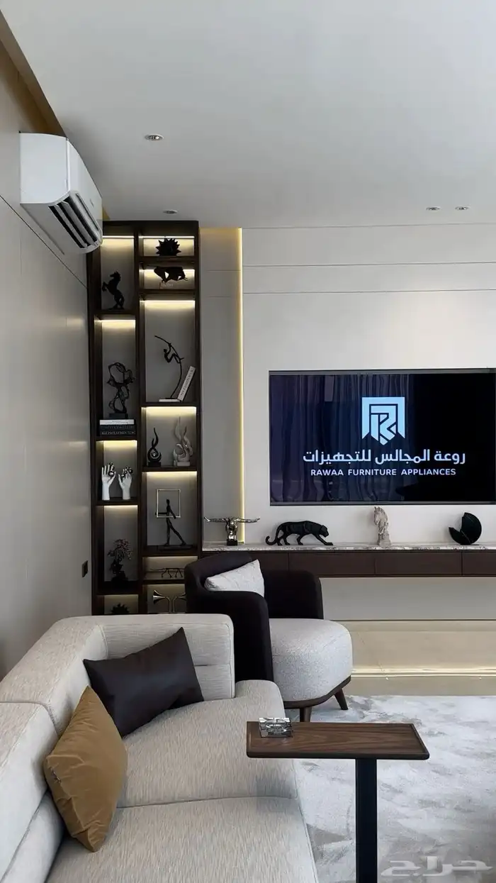 طاولات جداريه عرض لمدة 3 ايام فقط اشراف سعودي 5