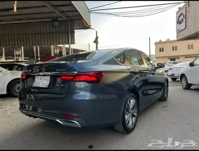 جيلي بينراي 2022 فتحة جلد عداد قليل 2