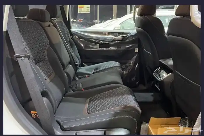 نيسان باترول ابيض ستاندر XE 2025 9