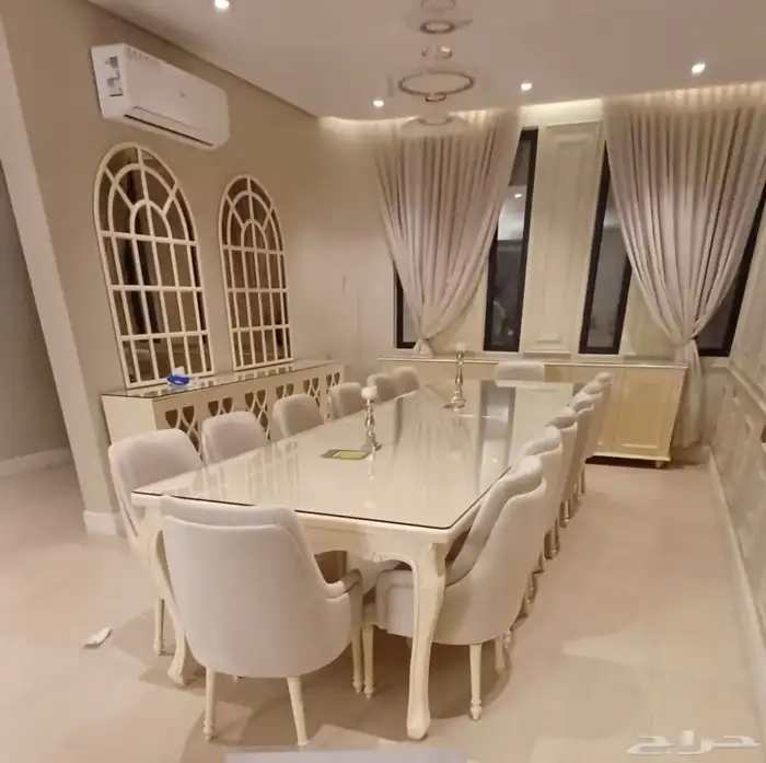 طاولات طعام جودة ممتازة بتصميم أنيق وعصري 1
