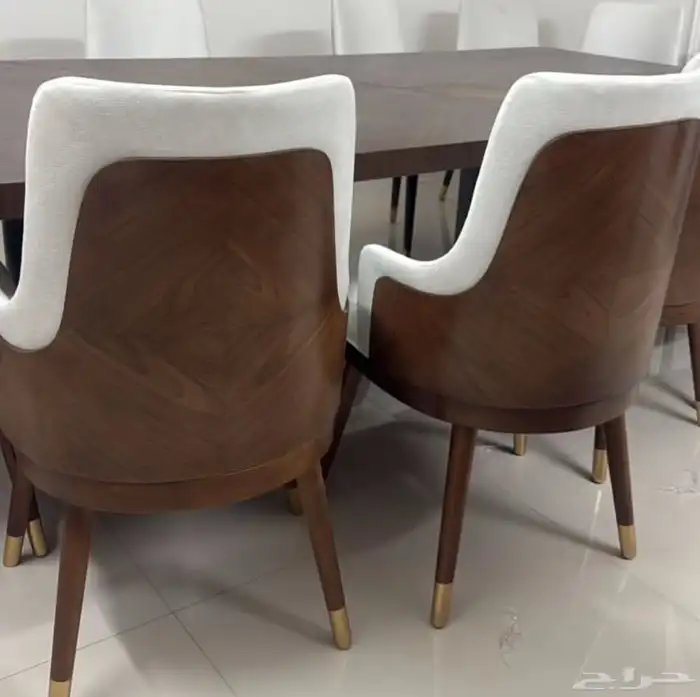 طاولات طعام جودة ممتازة بتصميم أنيق وعصري 20
