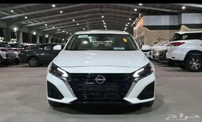 نيسان التميا SV نص فل 2025 0
