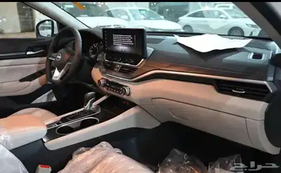 نيسان التميا SV نص فل 2025 6
