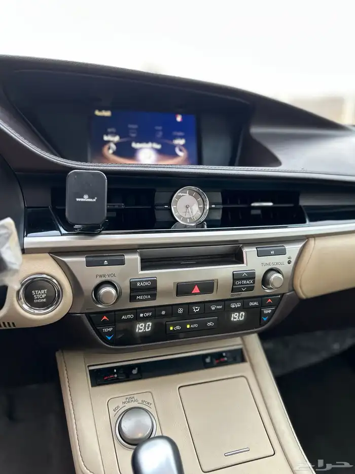 لكزس ES350 أسود 36