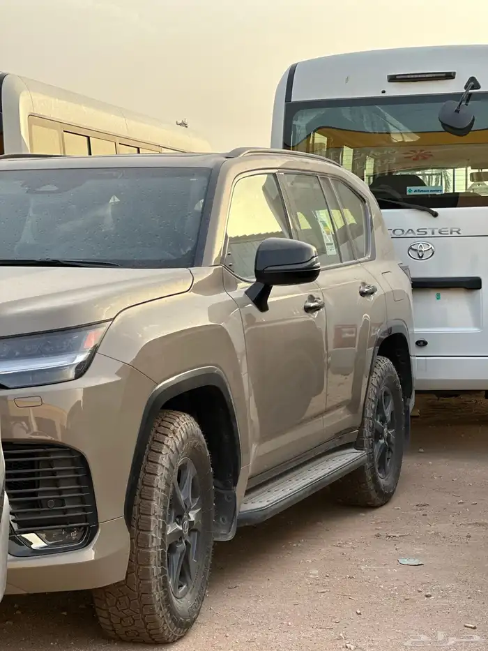 جيب لكزس offroado 2025 1