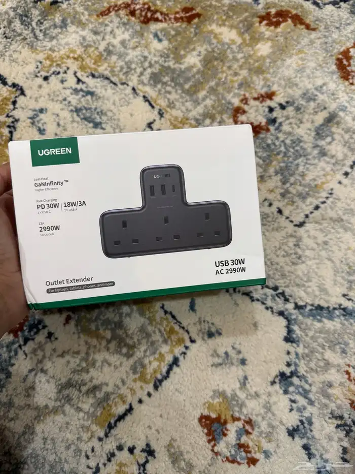 فيش جداري ثلاثي من شركة ugreen 0