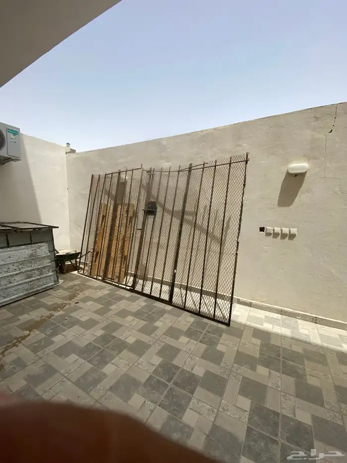 باب شباك حديد 1