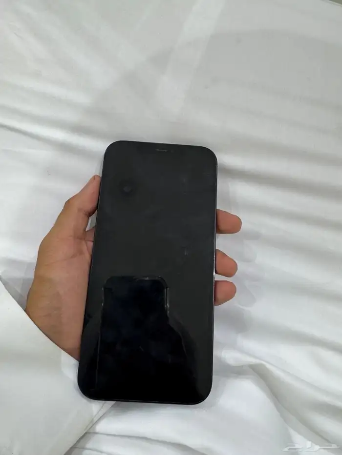 ايفون12 3