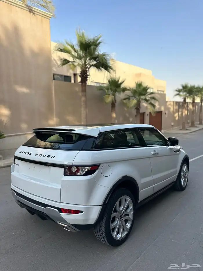 للبيع رنج روفر ايفوك كوبيه  Black edition 11