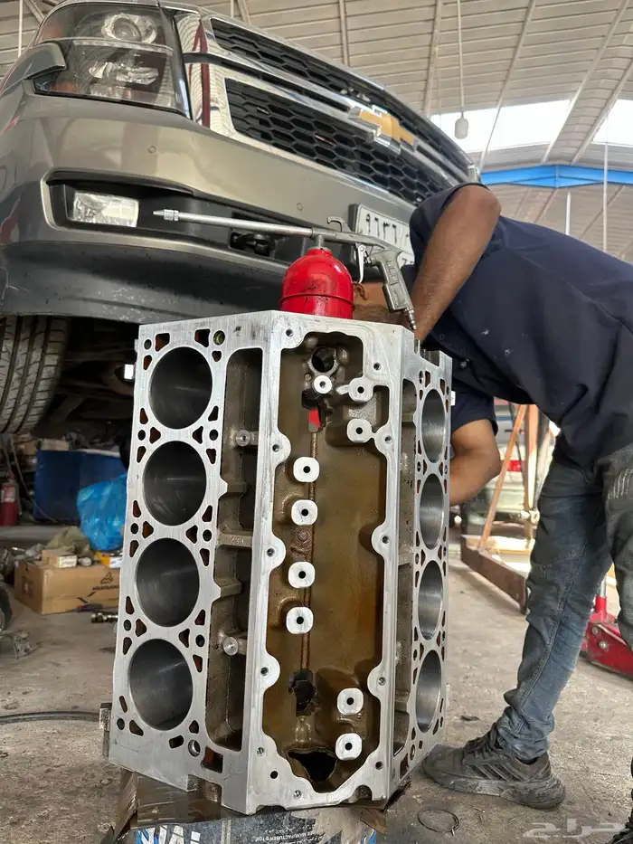 ميكانيكا ورشة صيانة سيارات باحترافية يوجد تابي و تمارا 8