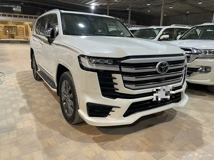 لاندكروزر VXR سعودي رقم 1 2022 2
