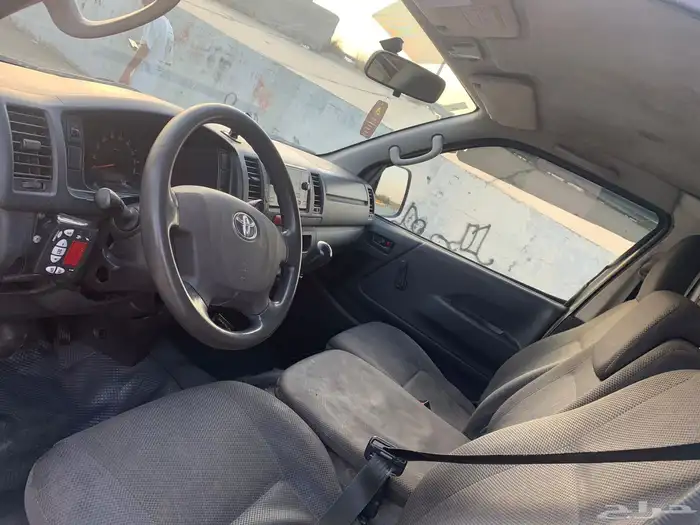 باص ثلاجة تويوتا نظيف 2015 6