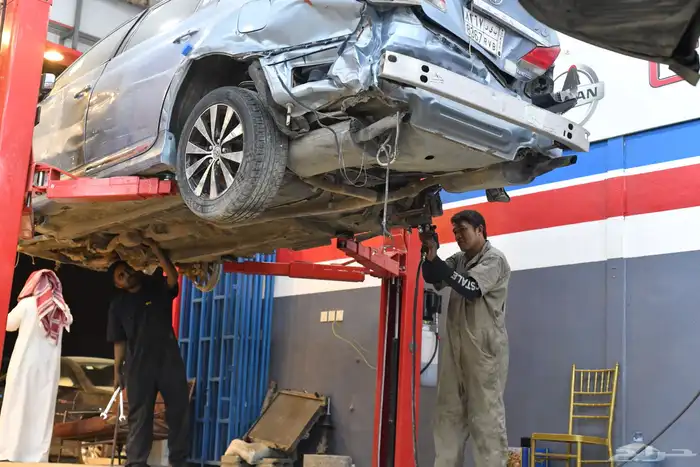 ميكانيكا ورشة صيانة سيارات باحترافية يوجد تابي و تمارا 16