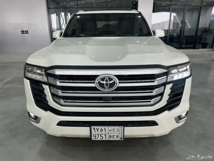 تويوتا لاند كروزر GXR3 1