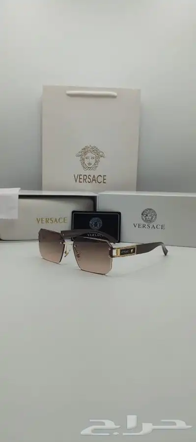 نظارات شمسية رجالي او نسائي ماركة 79