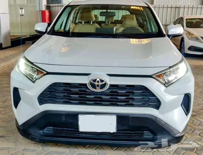 تويوتا-راف فور-2023 0
