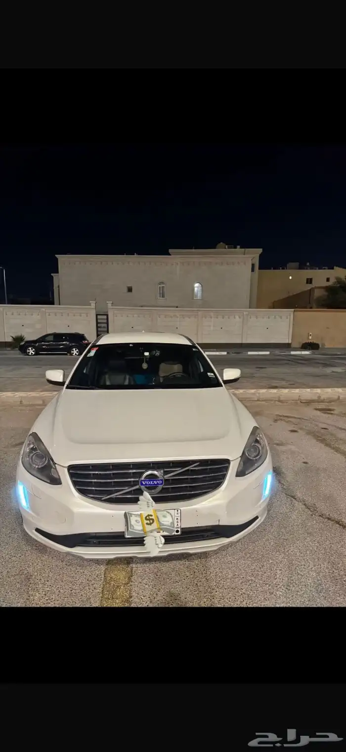 فولفو xc60 2016 نظيف 2