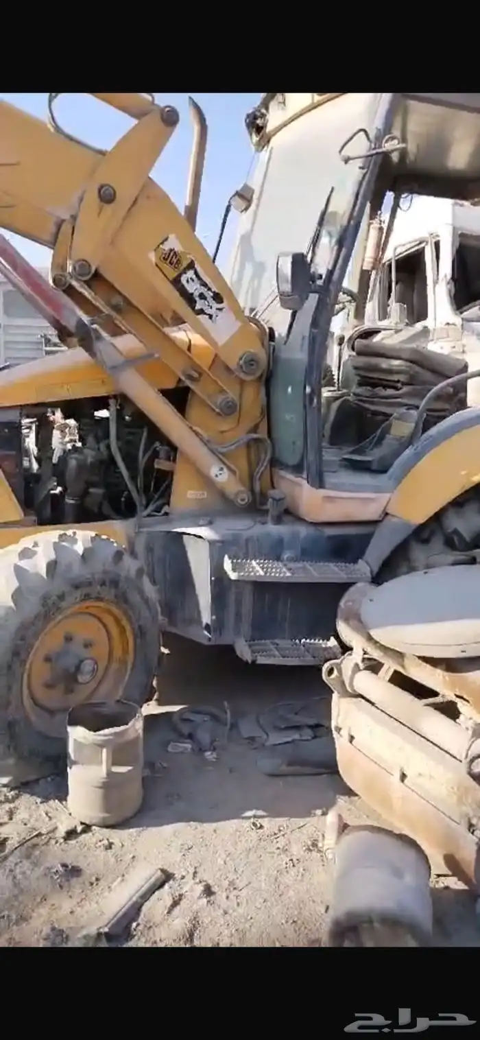 جي سي بي للبيع 2004 JSB 6