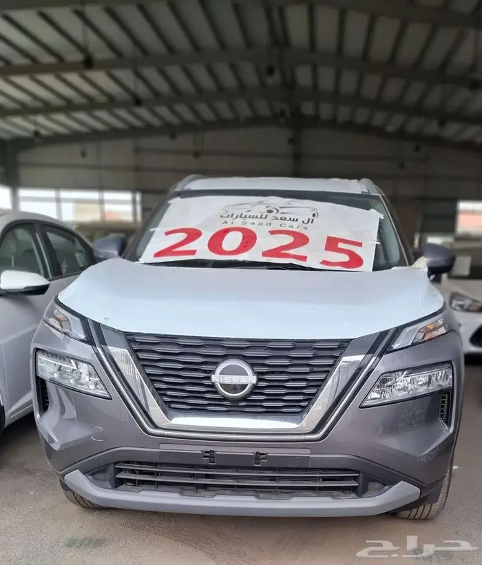 نيسان اكس تريل ستاندر دبل 7 مقاعد 2025 3