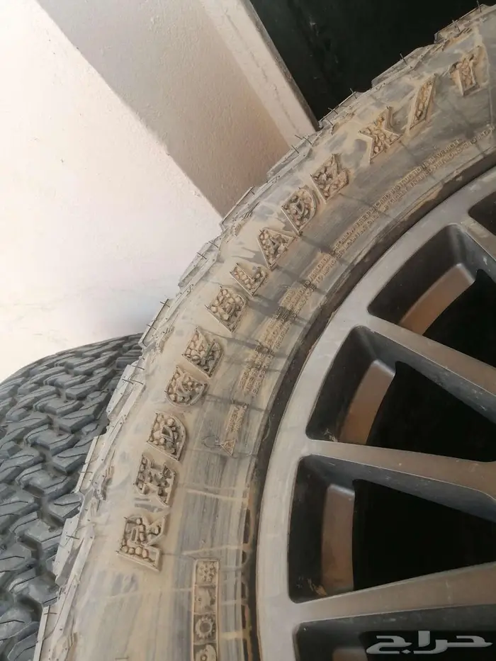كفرات حجرية صناعه امريكيه مقاس جنط 17 4