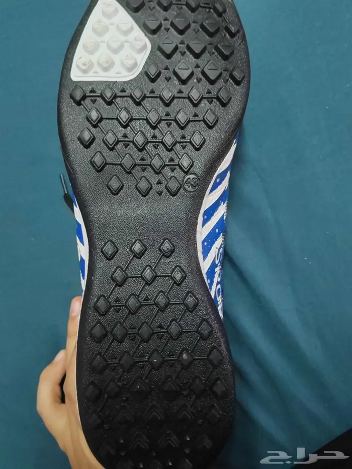 حذاء رياضي 1