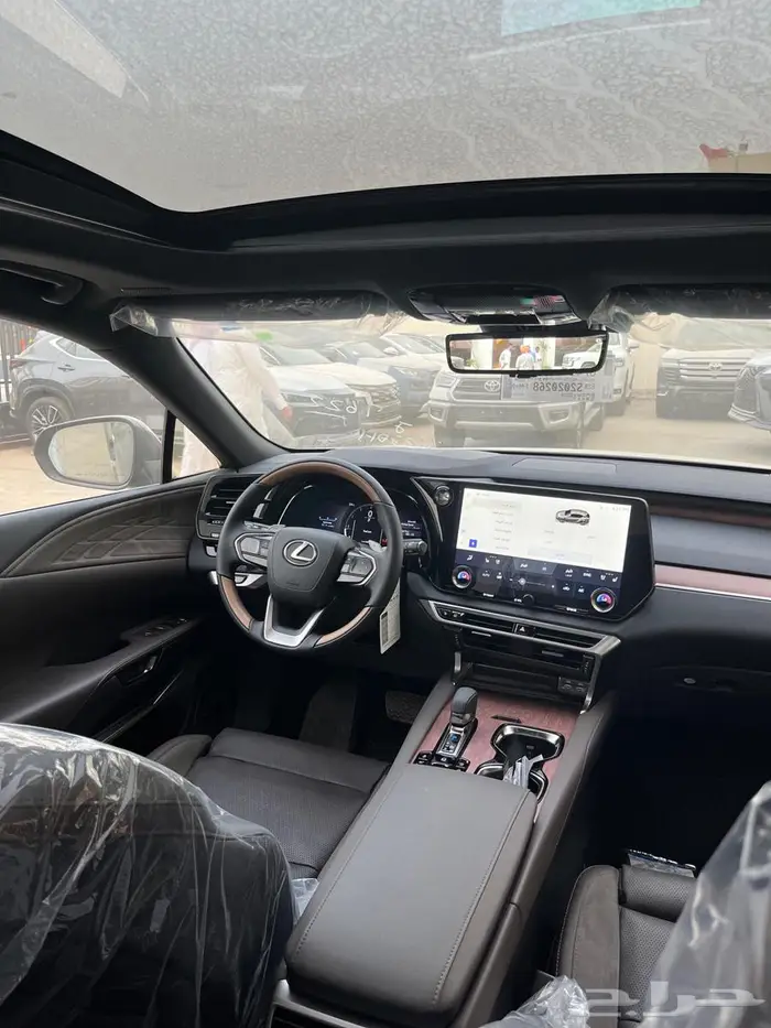 لكزس RX350 2025 10