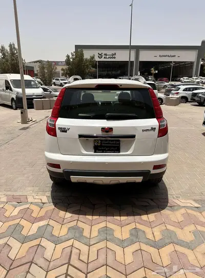 جيلي ام جراند X7 2016 22