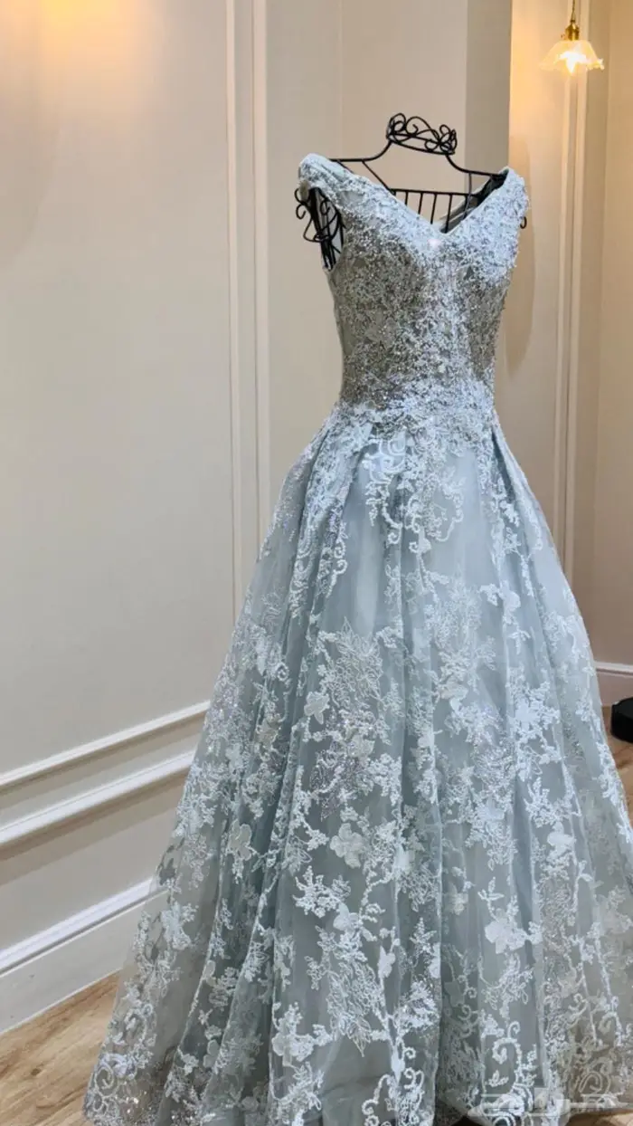 فستان ملكة للبيع 0