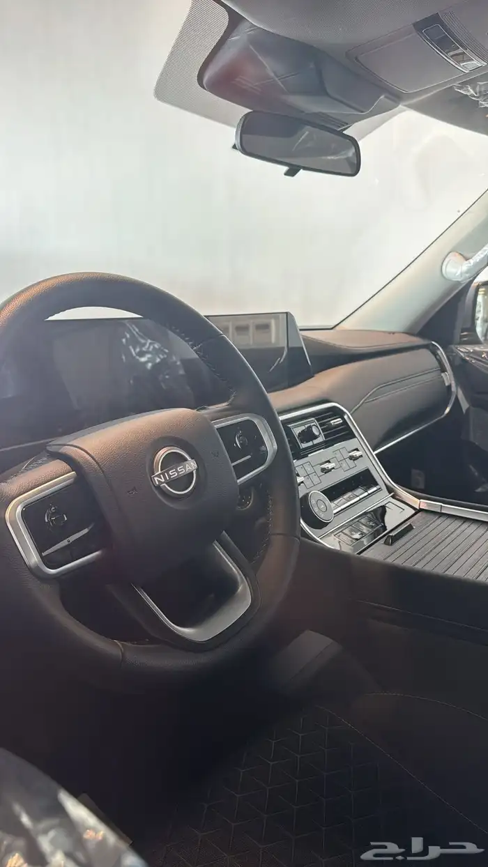نيسان باترول ابيض ستاندر XE 2025 15