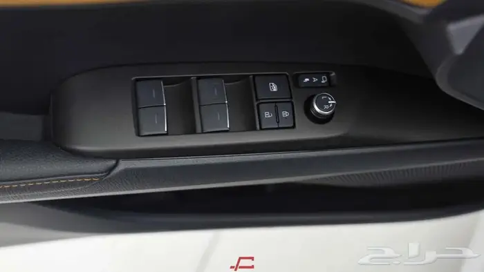 تويوتا كامري جراندي بنزين 2025 11