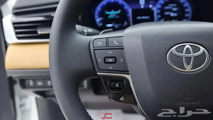 تويوتا كامري جراندي بنزين 2025 12