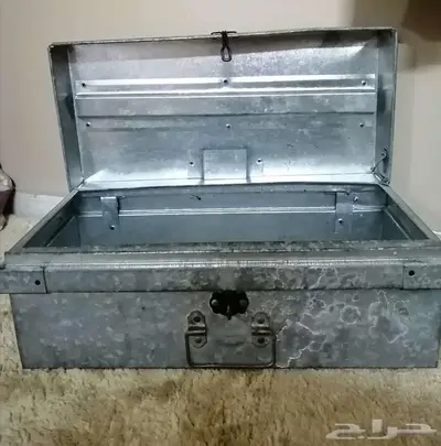 صندوق حديد بقفل مستعمل 0