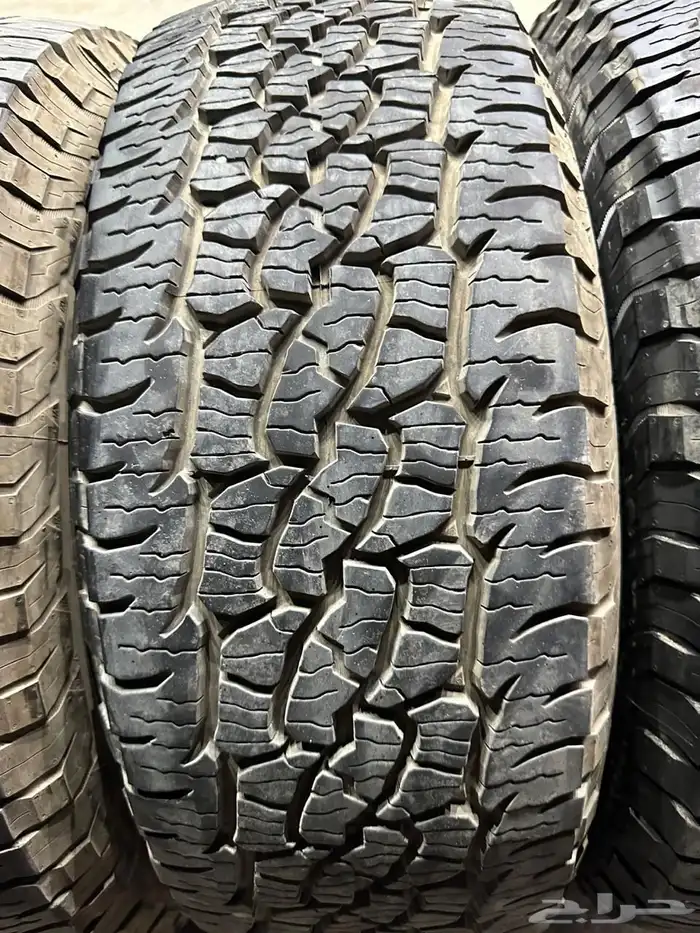 كفرات ربع حجري بي اف امريكي مقاس 285 70 17 12