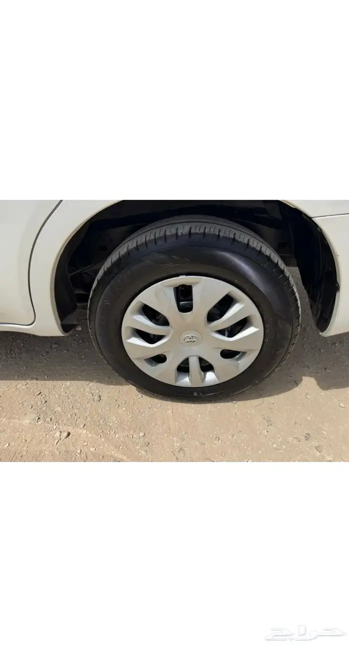 سيارة انوفا ممتازة للبيع 9