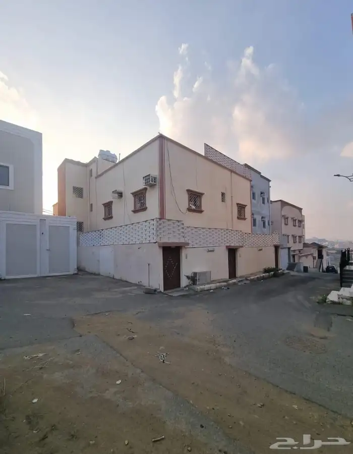 عماره 4شقق للبيع ف المحاله 0