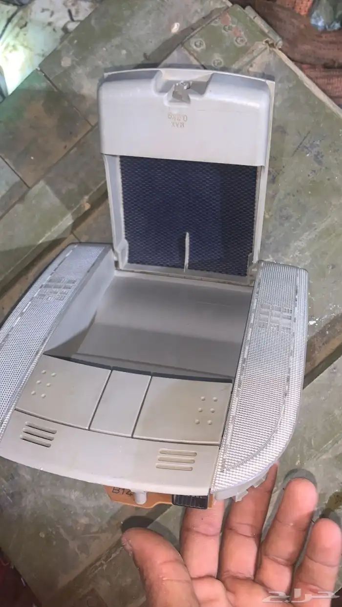 عداد طبلون نضيف وكاله مع لنبت السقف سياره كورولا 2013 4