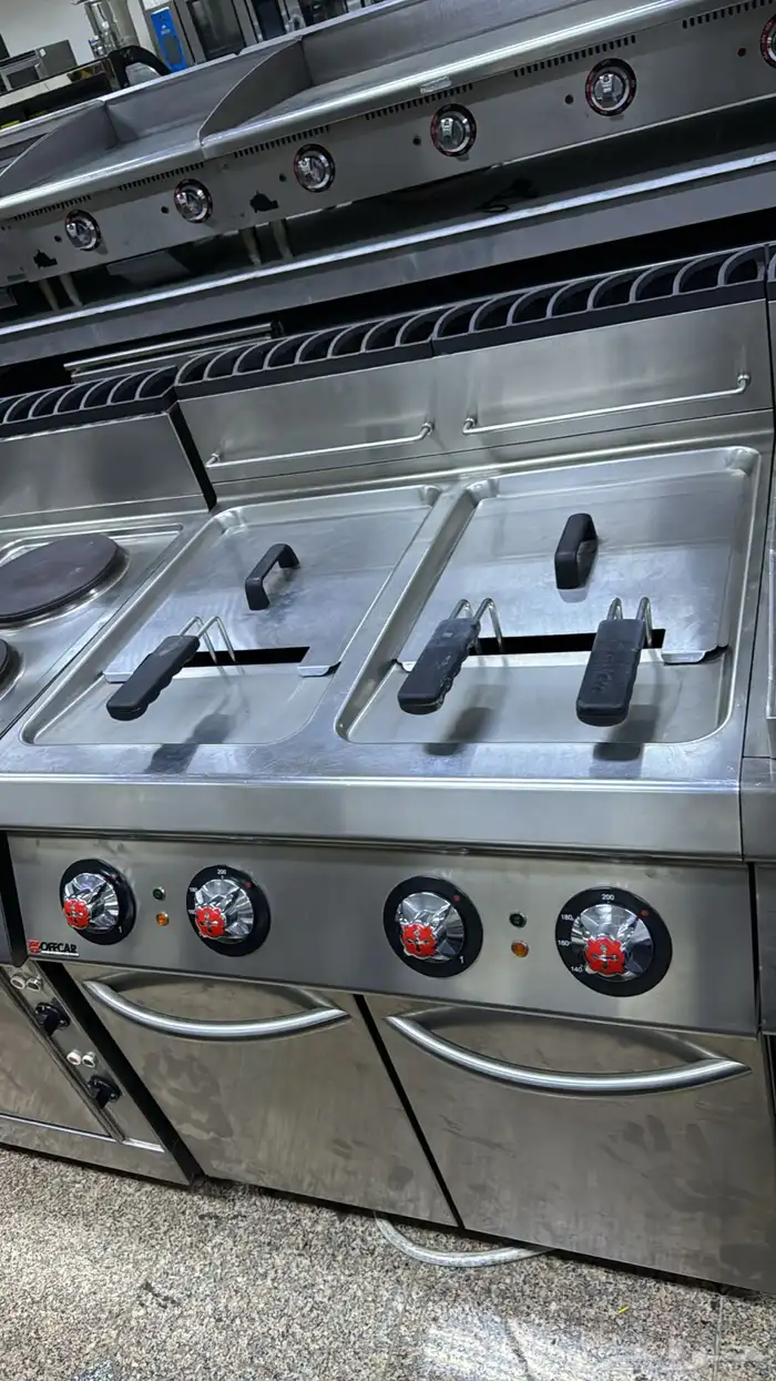 شراء جميع معدات لمطاعم ولكفهات والمخابز تواصل 0