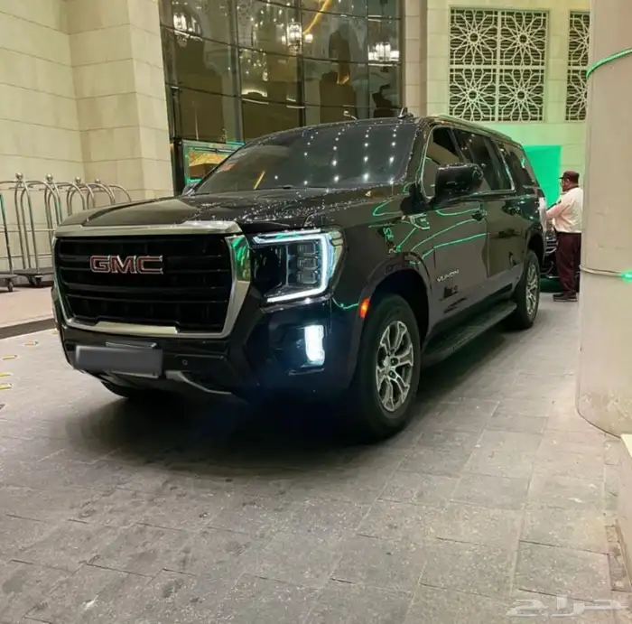 ايجار سيارات فخمه مع السائق 1