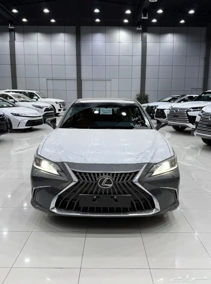 لكزس Es250 كاش وأقساط 10