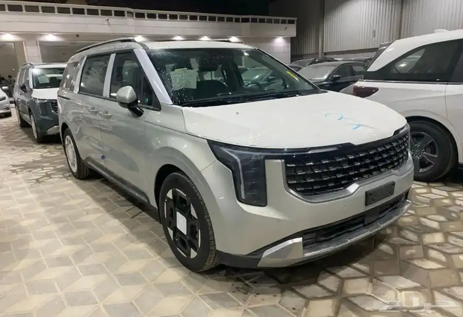 كيا كرنفال GLS 2025 2