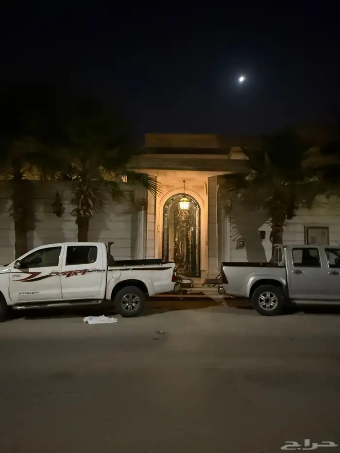 توصيل بضايع تحميل شيل يوجد سيارات 3