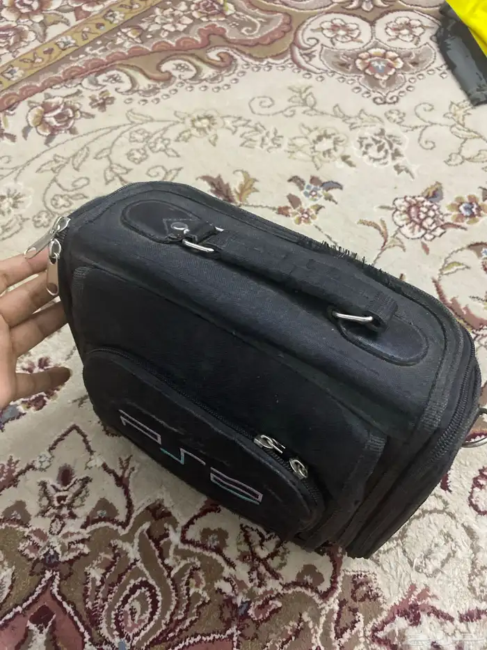 شنطه بلايستيشن 2 . 1