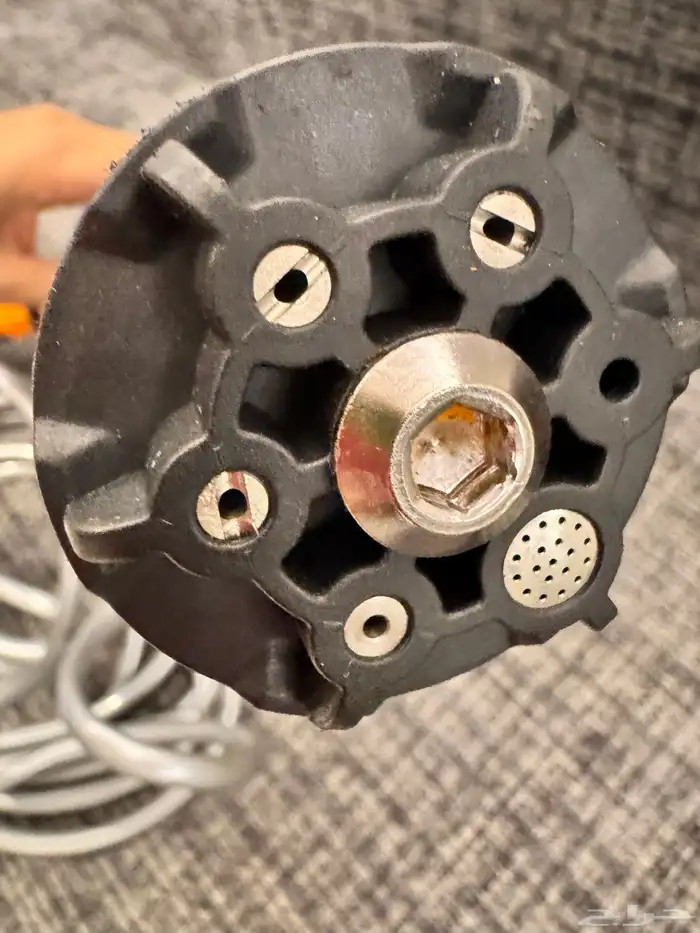 جهاز لغسيل السيارات سليم بكامل القطع 6