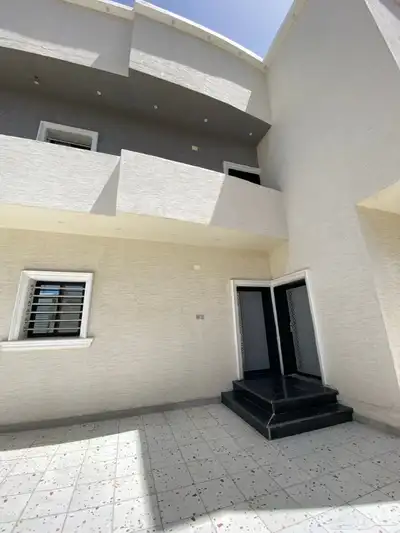 فلل فاخرة للبيع بالواصلية 4