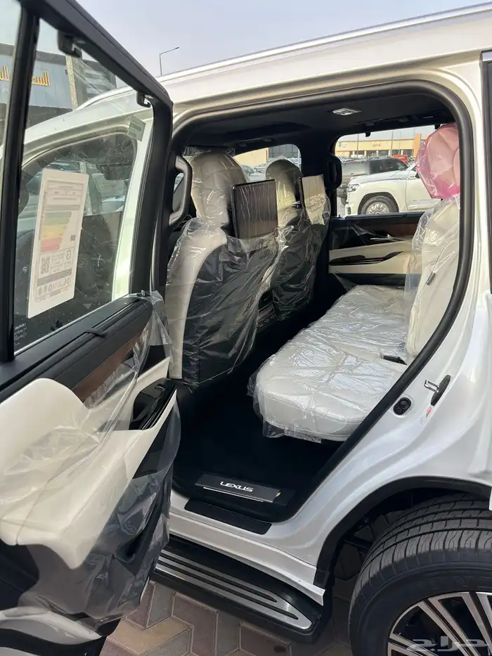 لكزس LX600 BB موديل 2025 - خليجي - أبيض داخلي اوف وايت 5