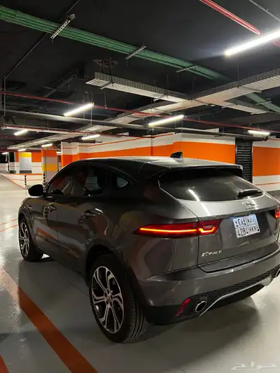 جاكوار E-pace 6
