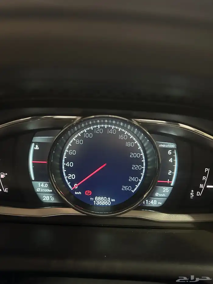 فولفو XC60 فل كامل للبيع 6