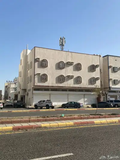 للبيع عماره تجاريه على في حي الصقور خميس مشيط 1