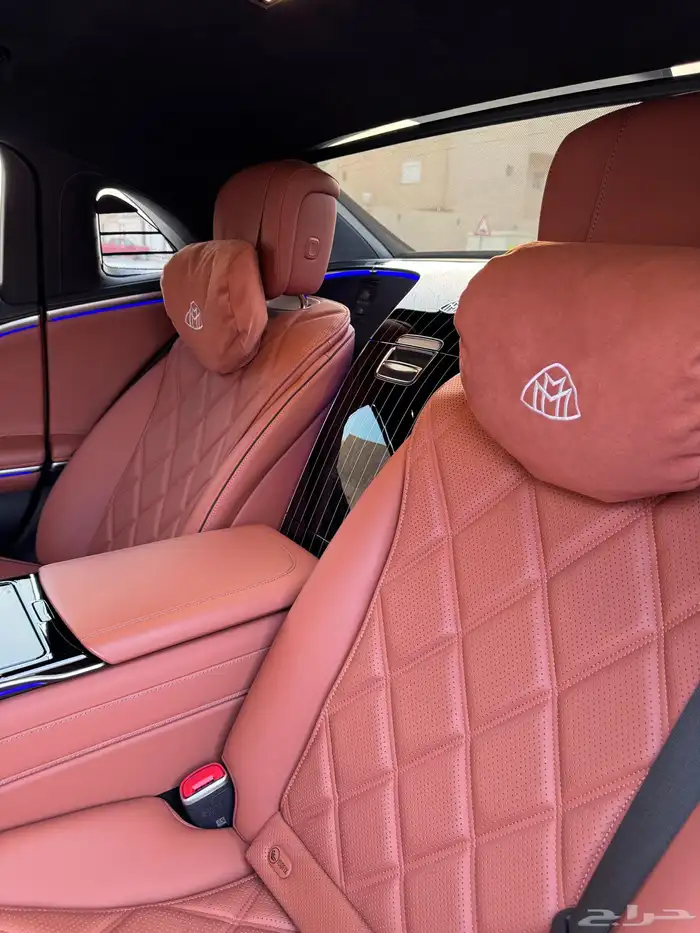 مايباخ 2023 S580 15